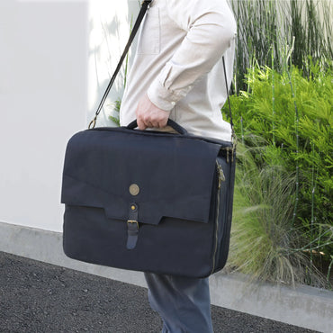 ENHANCE Tabletop Collectors  Edition Trading Card Shoulder Bag - Black